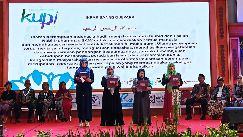 Kongres Ulama Perempuan Indonesia (KUPI)-2 di Pondok Pesantren Hasyim Asyari, Jepara, Jawa Tengah, resmi ditutup, Sabtu (26/11/2022), dan melahirkan delapan rekomendasi atau fatwa KUPI.