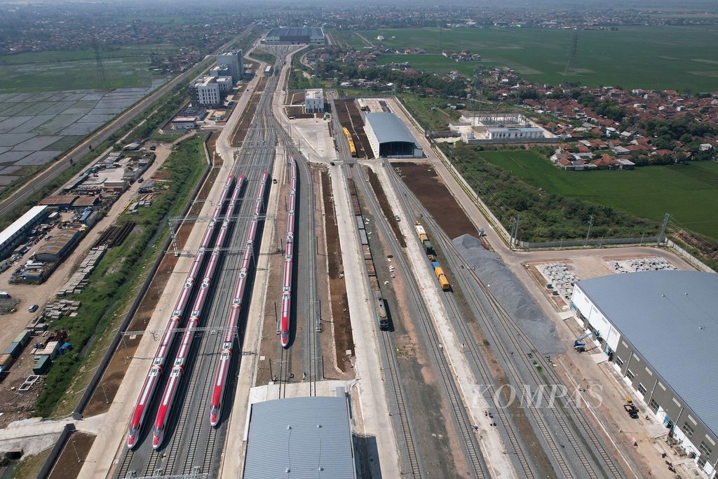 The landscape of the Indonesia China High-Speed Railway (KCIC) depot in Tegalluar, Cileunyi, Bandung Regency, West Java, was revealed on Friday (4/8/2023).