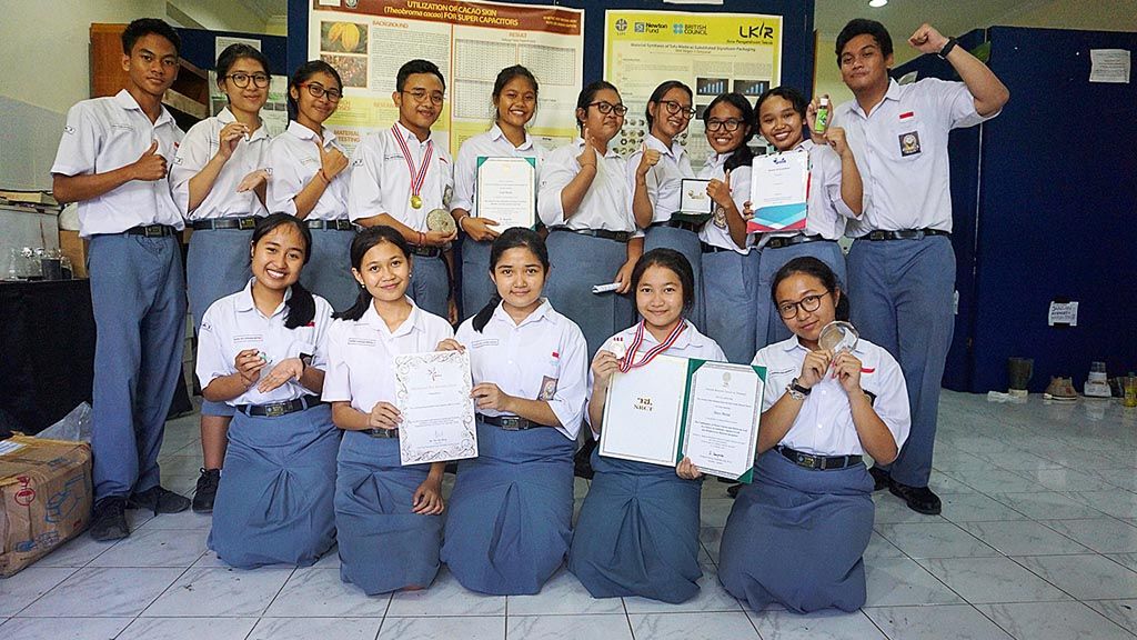  Tim SMAN 3 Denpasar, Bali, memenangi kompetisi penelitian tingkat internasional di Bangkok 2018 