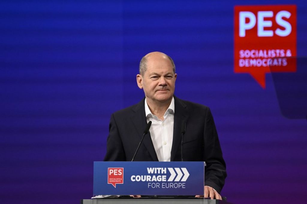 Kanselir Jerman Olaf Scholz saat berbicara dalam sebuah kongres Partai Sosialis Eropa (PES) di Berlin, 15 Oktober 2022. 