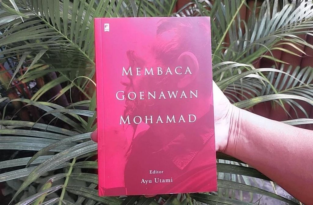 Sampul depan buku <i>Membaca Goenawan Mohamad</i>.
