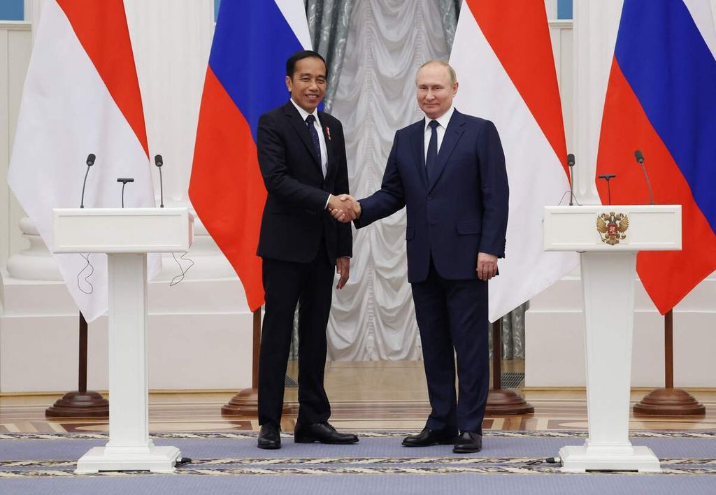 Presiden Jokowi bertemu Presiden Rusia Vladimir Putin di Kremlin, Moskwa, 30 Juni 2022. 