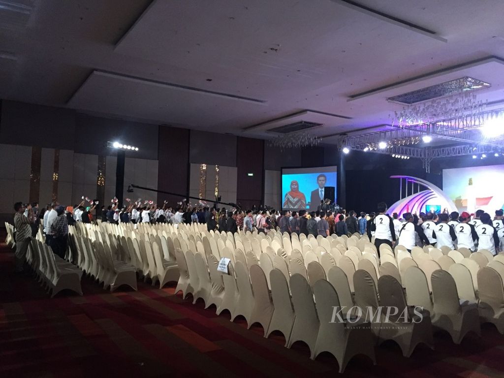 Suasana saat debat tahap kedua kontestan Pilgub Jatim di Dyandra Convention Center Surabaya.
