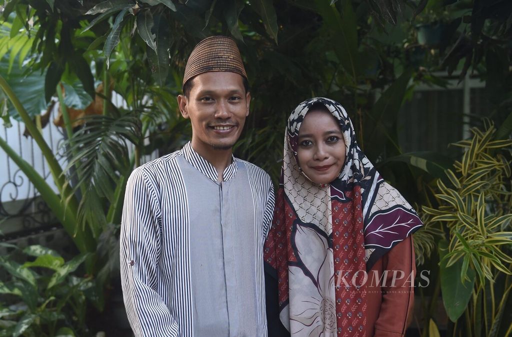 Pegiat Literasi Madura, Raedu Basha dan Iffah Hannah.