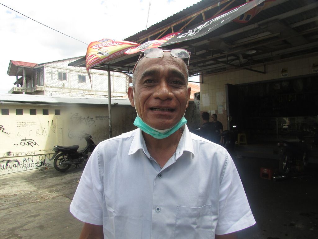 Viktor Manbait saat ditemui di Kupang, Nusa Tenggara Timur, Selasa (20/9/2022).