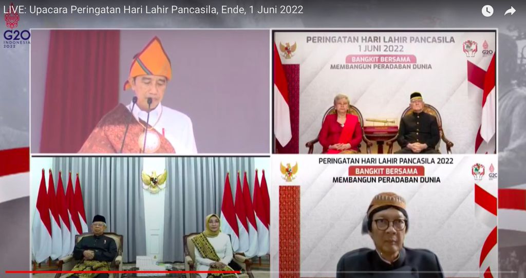 Presiden Joko Widodo saat menjadi inspektur upacara ketika memimpin Upacara Peringatan Hari Lahir Pancasila Tahun 2022 dari Lapangan Pancasila, Kabupaten Ende, Nusa Tenggara Timur, Rabu (1/6/2022).