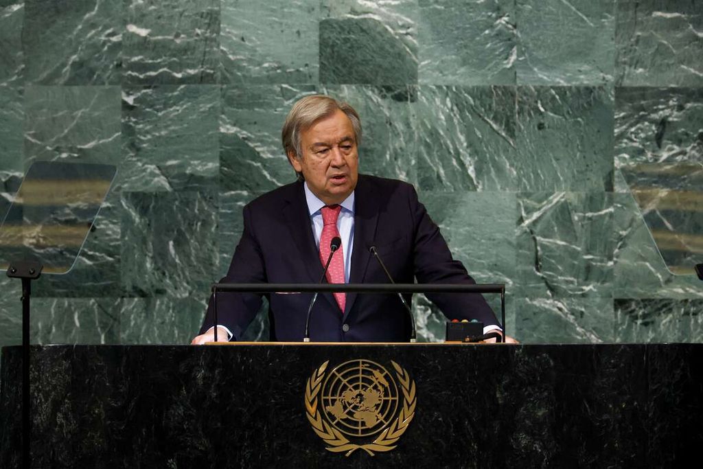 Sekretaris Jenderal PBB Antonio Guterres berpidato pada hari pertama Sidang Ke-77 Majelis Umum PBB di Markas Besar PBB, New York, Amerika Serikat, Selasa (20/9/2022). 