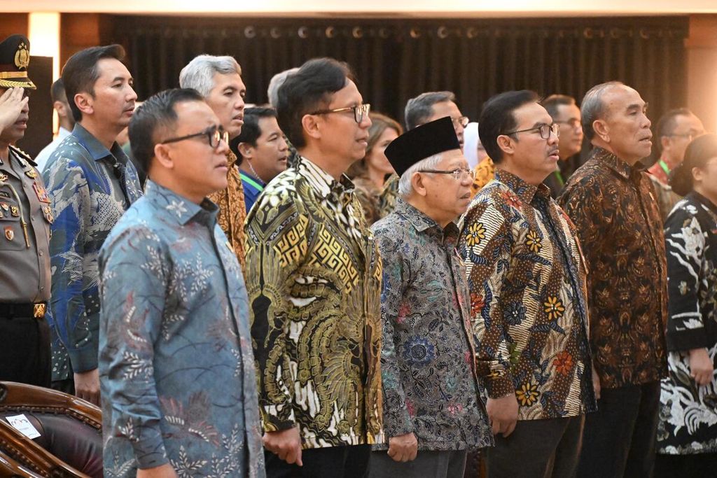 Wakil Presiden Ma’ruf Amin hadir pada Rapat Kerja Nasional Bangga Kencana yang digelar oleh Badan Kependudukan dan Keluarga Berencana Nasional (BKKBN) di Auditorium BKKBN, Kompleks Halim Perdanakusuma, Jakarta, Kamis (25/4/2024).