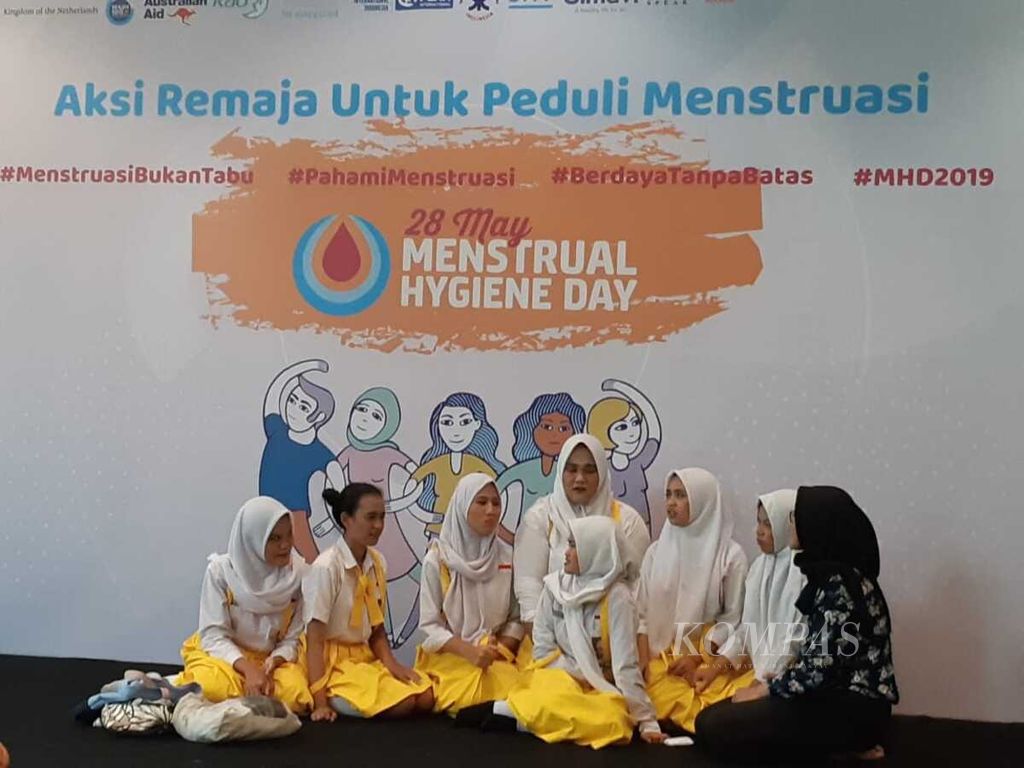 Momentum Hari Kebersihan Menstruasi Dunia, yang jatuh pada tanggal 28 Mei 2019, dimanfaatkan sejumlah lembaga dan organisasi yang tergabung dalam Jejaring Air Minum dan Penyehatan Lingkungan (AMPL) untuk melakukan kampanye manajemen kebersihan menstruasi (MKM).