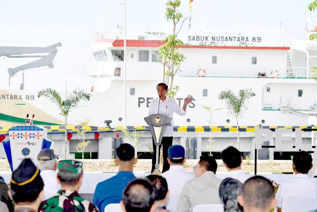 Presiden Joko Widodo saat peresmian Pelabuhan Pantoloan dan Pelabuhan Wani di kawasan Teluk Palu, Kabupaten Donggala, Sulawesi Tengah, Rabu (27/3/2024).