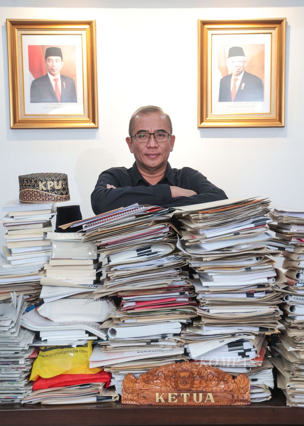 Ketua Komisi Pemilihan Umum   Hasyim Asyari