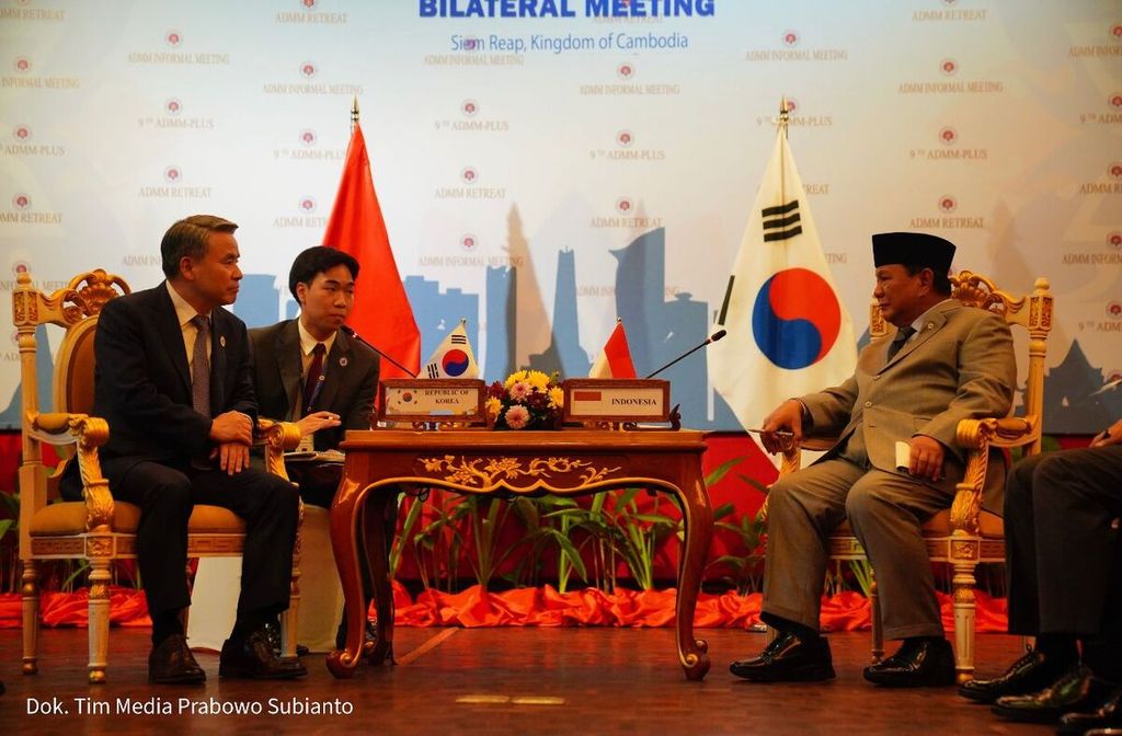 Prabowo menegaskan kembali komitmen keikutsertaan Indonesia dalam program pembuatan pesawat tempur KFX