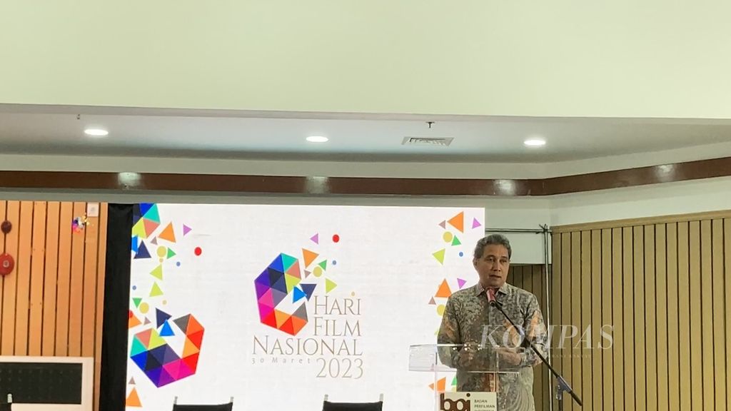 Direktur Jenderal Kebudayaan Kementerian Pendidikan, Kebudayaan, Riset, dan Teknologi Hilmar Farid memberi sambutan pada rangkaian peringatan Hari Film Nasional di Jakarta, Senin (6/3/2023). Adapun Hari Film Nasional diperingati setiap 30 Maret.