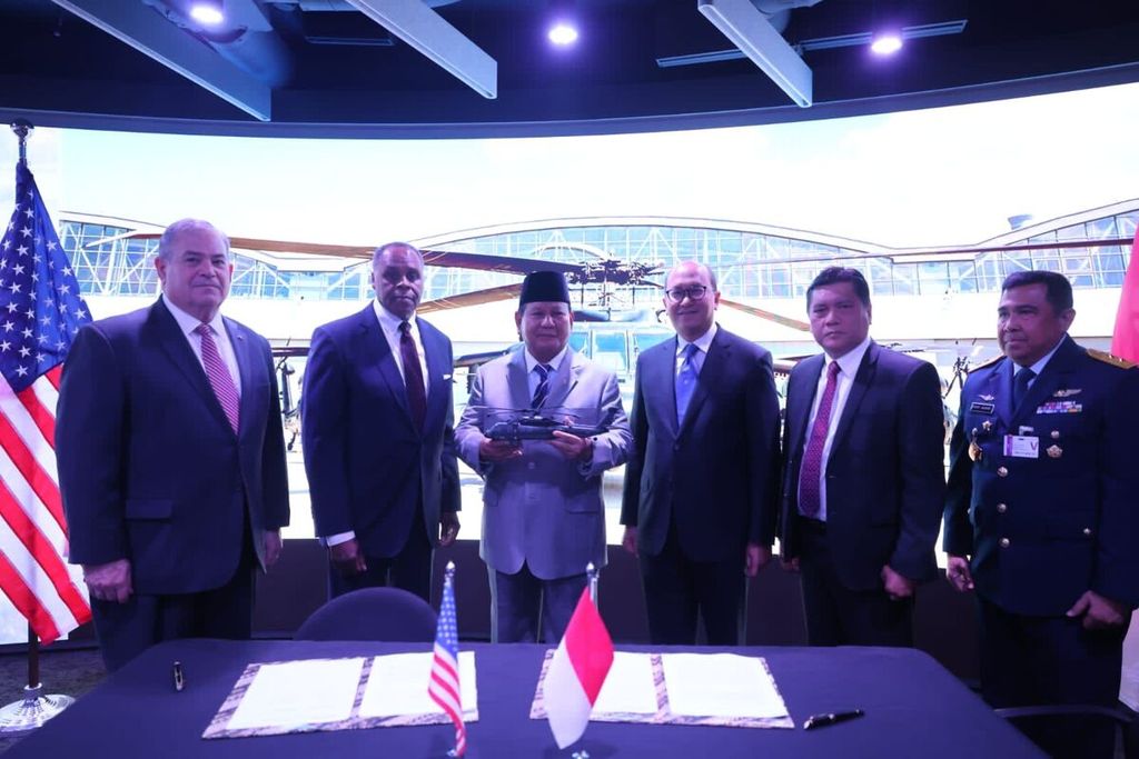 Menteri Pertahanan Prabowo Subianto, Rabu (23/8/2023), seusai penandatangan kerja sama PT Dirgantara Indonesia dan Lockheed Martin.