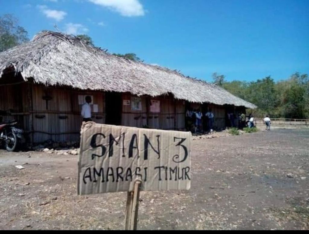 Kondisi SMA Negeri 3 Amarasi Timur, Kabupaten Kupang, Nusa Tenggara Timur, Sabtu (27/11/2021).