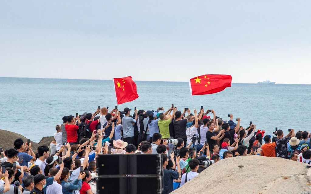 People watched as the Long March 5B rocket, which carried China's Tianhe space station core module, launched from the Wenchang Space Launch Center in Hainan Province, China on April 29, 2021.
