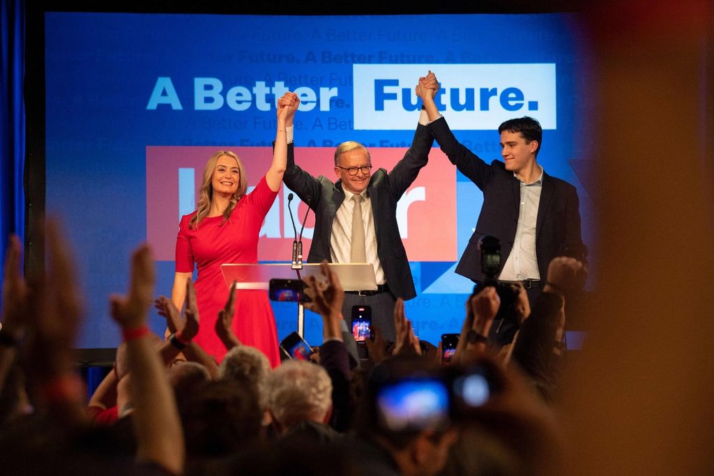Pemimpin oposisi Anthony Albanese dari Partai Buruh tiba setelah memenangi Pemilu Australia 2022 di tempat Resepsi Partai Buruh di Sydney, Sabtu (21/5/2022). 