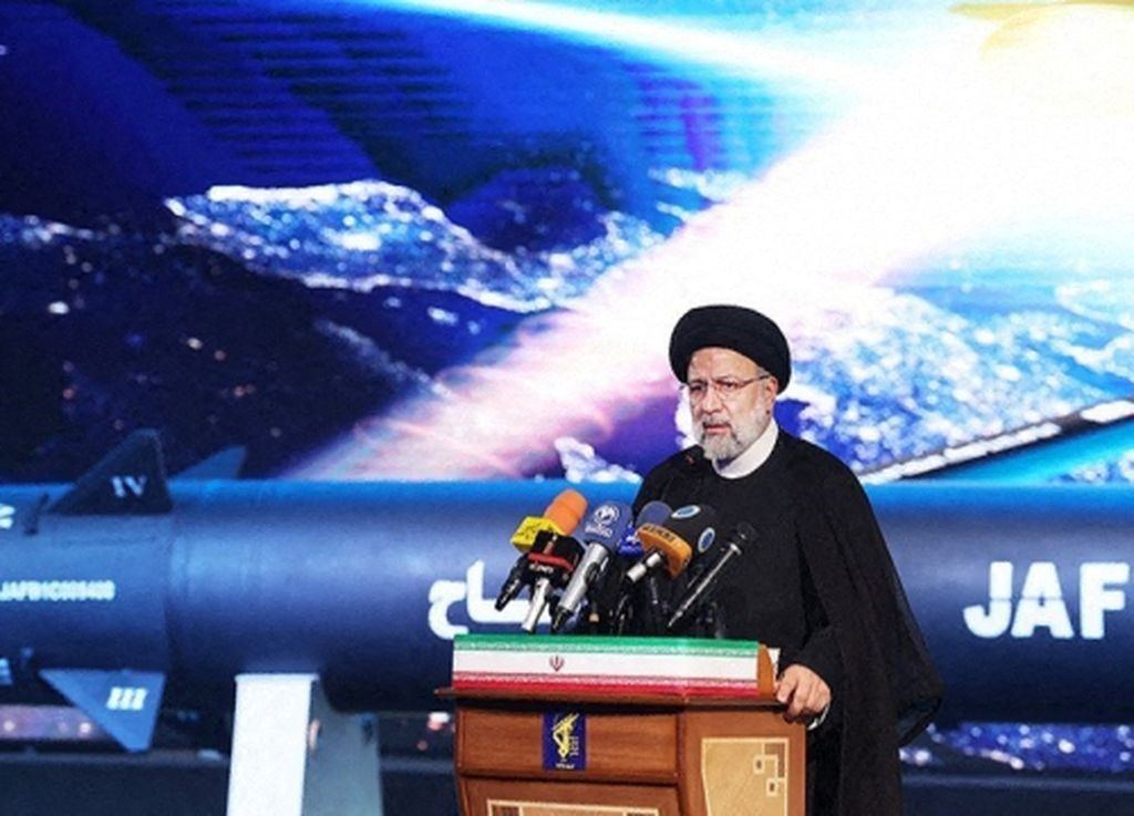 The photo released by the Islamic Revolutionary Guard Corps (IRGC) shows Iranian President Ebrahim Raisi speaking at the launch of the Fattah hypersonic missile in Tehran, Iran, on Tuesday (6/6/2023). Fattah has a range of up to 1,400 km and features technology that can penetrate the latest air defense radar systems.