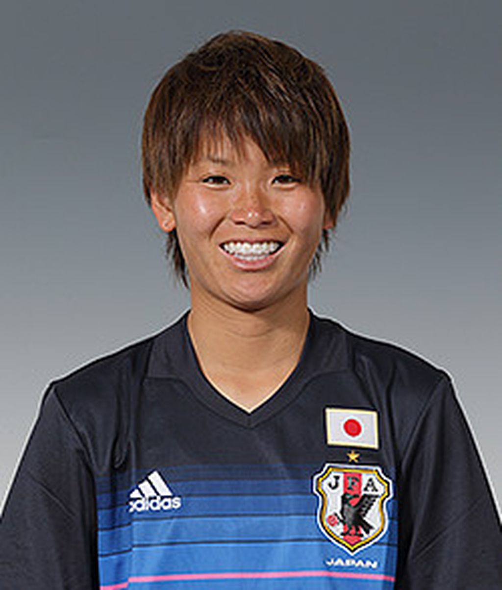 Pesepak bola putri Jepang, Asuna Tanaka.
