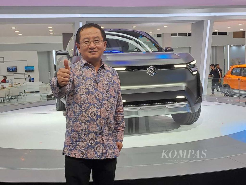 Presiden Direktur PT Suzuki Indomobil Motor Minoru Amano di sela-sela pameran Gaikindo Indonesia International Auto Show (GIIAS) 2024 di ICE BSD, Tangerang, Banten, Kamis (18/7/2024). 