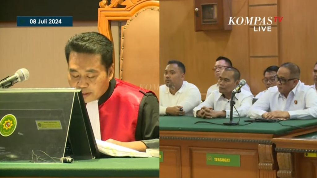 Sidang putusan praperadilan penetapan Pegi Setiawan sebagai tersangka pembunuhan Vina dan Muhammad Rizky, Senin (8/7/2024), di Pengadilan Negeri Bandung, Jawa Barat. Hakim mengabulkan putusan kuasa hukum Pegi Setiawan.