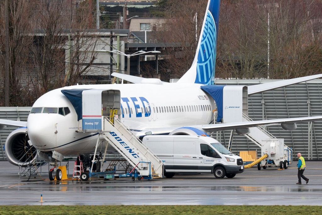 One of United Airlines' ordered Boeing 737 Max 8 undergoes inspection at Boeing's Renton plant in Washington, USA, in January 2024.