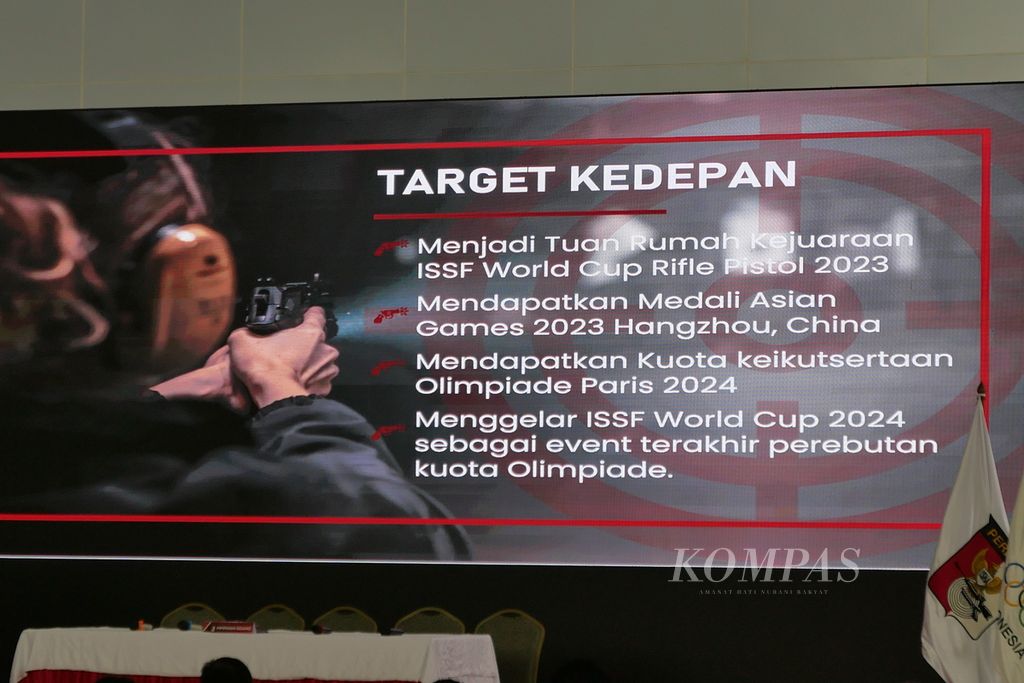 Materi laporan pertanggungjawaban Joni Supriyanto sebelum terpilih sebagai Ketua Umum Pengurus Besar Persatuan Menembak Indonesia (PB Perbakin) 2022-2026 di Lapangan Tembak Senayan, Jakarta Pusat, Sabtu (17/12/2022).