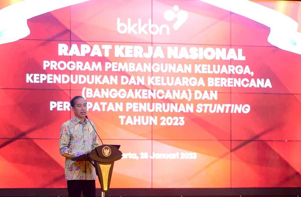 Presiden Joko Widodo secara resmi membuka Rapat Kerja Nasional (Rakernas) Program Pembangunan Keluarga, Kependudukan, dan Keluarga Berencana (Banggakencana) dan Percepatan Penurunan Stunting Tahun 2023 yang digelar di Auditorium BKKBN, Halim Perdanakusuma, Jakarta, Rabu, 25 Januari 2023.