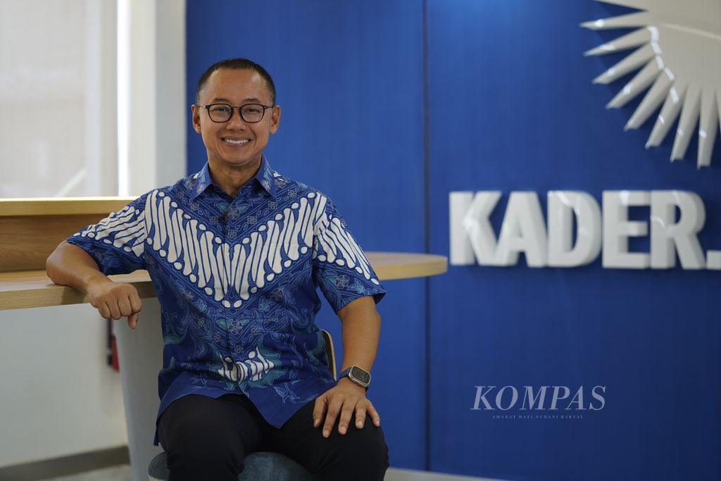 Sekretaris Jenderal Partai Amanat Nasional (PAN) Eddy Soeparno saat ditemui harian <i>Kompas</i> di Kantor DPP PAN, Jakarta Selatan, Rabu (05/04/2023).