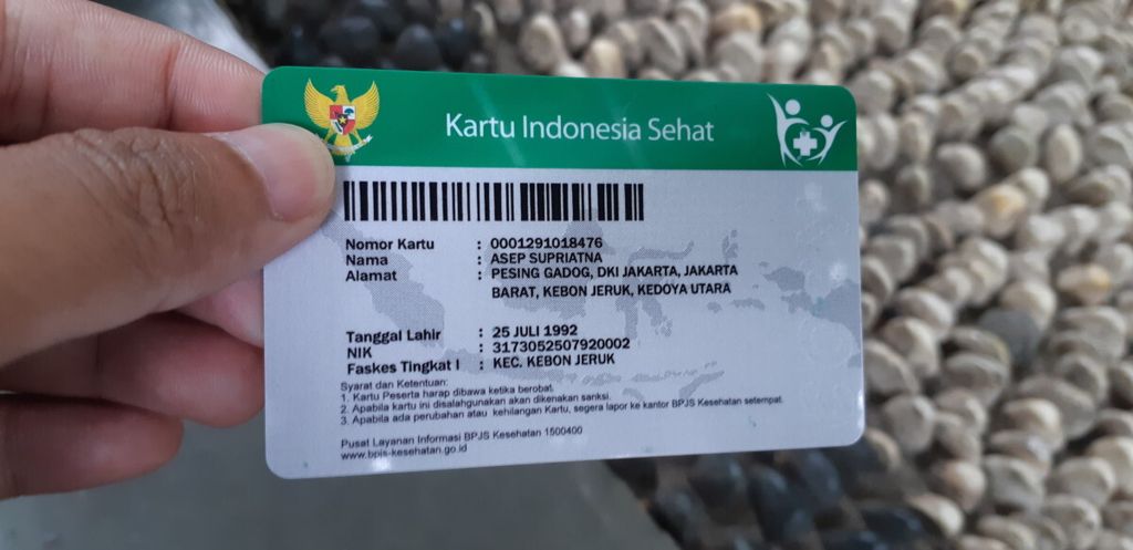 Kartu peserta program BPJS Kesehatan JKN-KIS, Senin (5/11/2018), di Jakarta.