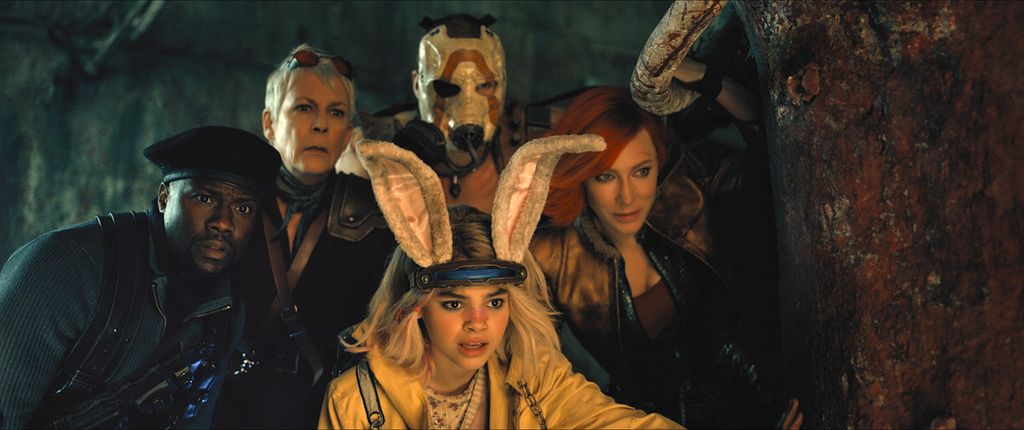 Cuplikan adegan dalam film <i>Borderlands</i> (2024). Dalam film ini, Cate Blanchett berperan sebagai Lilith, Ariana Greenblatt sebagai Tiny Tina, Kevin Hart sebagai Roland, Florian Munteanu sebagai Krieg, dan Jamie Lee Curtis sebagai Tannis.