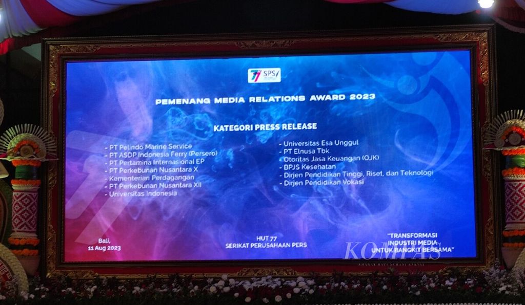 Serikat Perusahaan Pers (SPS) memberikan sejumlah penghargaan kepada pimpinan daerah, perusahaan, atau instansi dan lembaga serangkaian perayaan Hari Ulang Tahun (HUT) Ke-77 Serikat Perusahaan Pers. Penghargaan dari SPS diserahkan dalam acara jamuan makan malam perayaan HUT Ke-77 SPS yang dilangsungkan di kompleks Jaya Sabha kediaman Gubernur Bali di Denpasar, Jumat (11/8/2023).