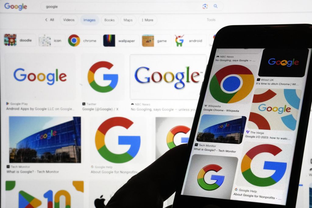 Logo-logo Google yang tampil pada mesin pencarian Google.  