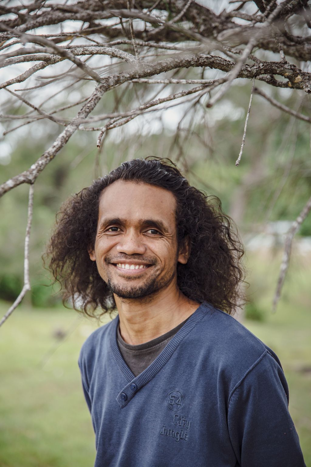 Felix Nesi, sastrawan asal Timor Tengah Utara, Nusa Tenggara Timur. Felix menulis buku <i>Orang-Orang Oetimu</i> (2019) yang mengganjarnya sebagai pemenang dalam Sayembara Menulis Novel oleh Dewan Kesenian Jakarta, 2018.