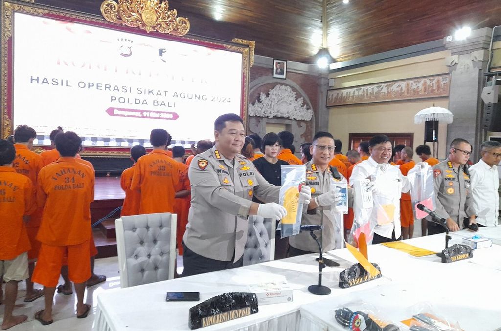 Polda Bali dan jajaran polres di Bali menggelar Operasi Sikat Agung 2024. Hasil Operasi Sikat Agung 2024 dipaparkan dalam konferensi pers di Polda Bali, Kota Denpasar, Sabtu (11/5/2024).