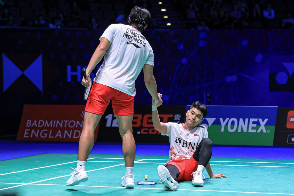 Leo Rolly Carnando/Daniel Marthin saat tampil menghadapi Liang Wei Keng/Wang Chang (China) dengan kedudukan 21-13, 19-21, 18-21 pada perempat final All England di Utilira Arena Birmingham, Inggris, Mereka kini tampil di Orleans Masters, turnamen keempat dalam empat pekan beruntun sejak All England.