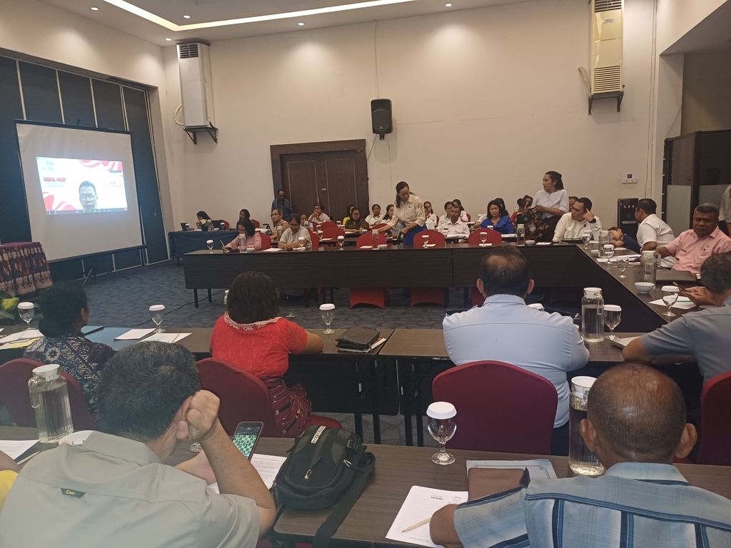 Peserta diskusi publik tentang tindak pidana perdagangan orang (TPPO) yang diselenggarakan media Katong NTT.Com di Kupang, Nusa Tenggara Timur, Selasa (8/8/2023). 