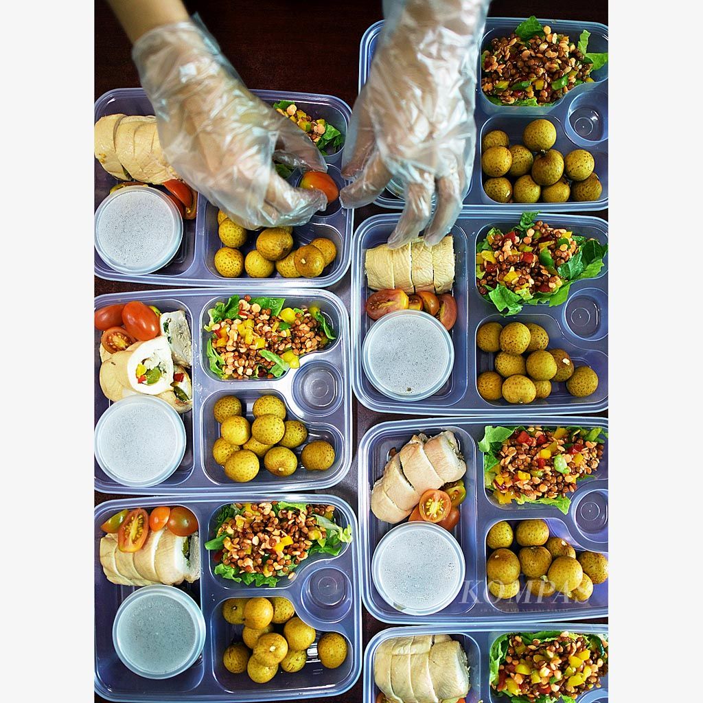 Pilihan  makanan sehat untuk mendukung diet sehat semakin banyak. Salah satunya dari  Healthybox yang berlokasi di kawasan Mampang, Jakarta. Healthybox merupakan katering makanan sehat yang menawarkan berbagai macam program personal katering untuk memenuhi asupan dengan gizi seimbang.