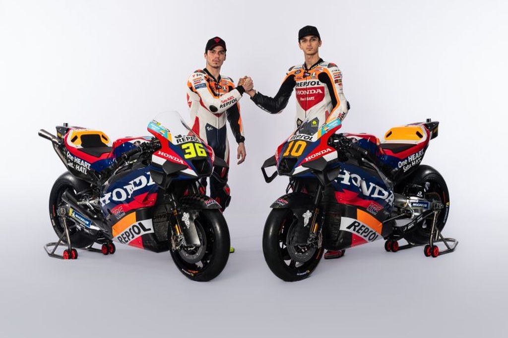 Joan Mir dan Luca Marini menjadi tumpuan Honda dalam pengembangan motor RC213V setelah Marc Marquez meninggalkan tim pabrikan Repsol Honda. Tim tersukses di MotoGP itu meluncurkan <i>livery </i>baru untuk musim 2024 di Madrid, Spanyol, Selasa (13/2/2024).