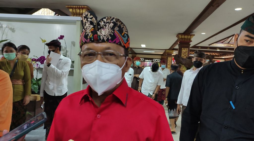 Gubernur Bali Wayan Koster di Gedung Ksirarnawa, Taman Budaya Provinsi Bali, Kota Denpasar, Kamis (20/1/2022).