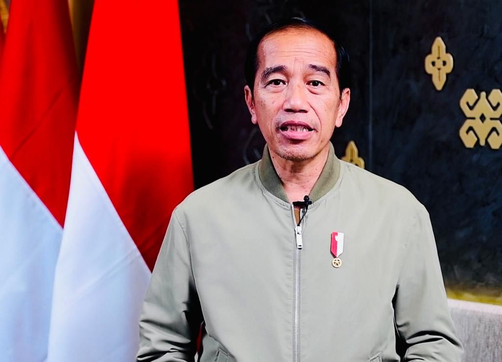 Presiden Joko Widodo dalam video yang diambil di sela kunjungan ke Labuan Bajo, Nusa Tenggara Timur, Senin (24/4/2023).