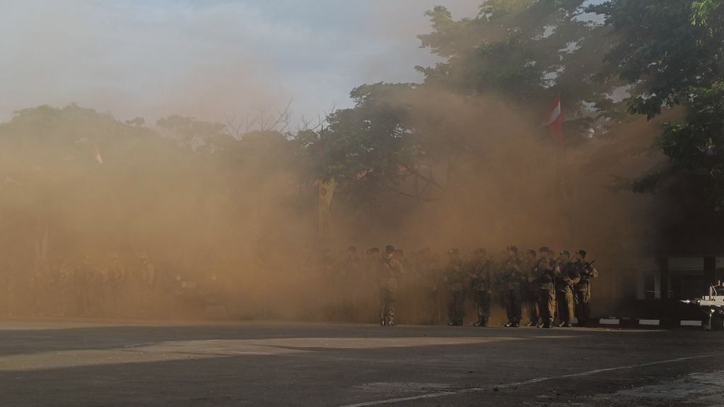 Anggota Komando Pasukan Katak berbaris di Markas Komando Pondok Dayung, Jakarta, Jumat (31/3/2023).