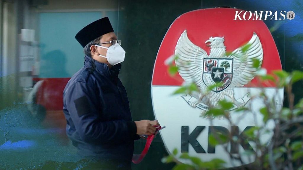 KPK menetapkan Bupati Sidoarjo Ahmad Muhdlor Ali atau Gus Muhdlor sebagai tersangka kasus dugaan korupsi pemotongan dan penerimaan uang di lingkungan BPPD Kabupaten Sidoarjo, Jawa Timur.