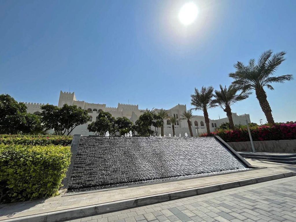 Hotel Al Messila di Doha, Qatar yang menjadi markas timnas Perancis pada Piala Dunia 2022 dalam foto yang diambil Kamis (13/10/2022). 