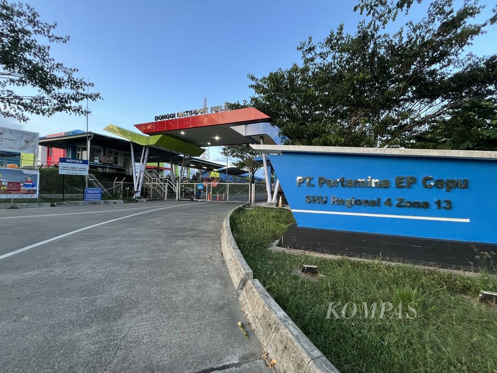 Suasana pintu masuk Central Processing Plant (CPP) milik Pertamina EP Donggi Martindok Field, di Banggai, Sulawesi Tengah, Senin (1/4/2024). 