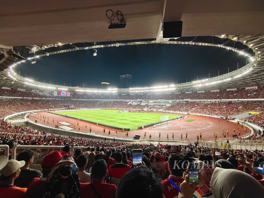 Suasana laga Indonesia versus Argentina seperti terlihat dari tribune Stadion Utama Gelora Bung Karno, Jakarta, Senin (19/6/2023). Argentina yang tampil tanpa Lionel Messi menang, 2-0.