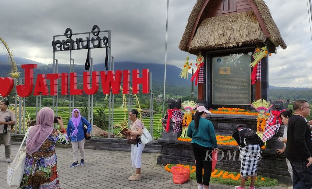 Subak di Bali sudah diakui khalayak internasional sebagai warisan budaya. Suasana di kawasan Jatiluwih di Kecamatan Penebel, Kabupaten Tabanan, Jumat (3/5/2024).