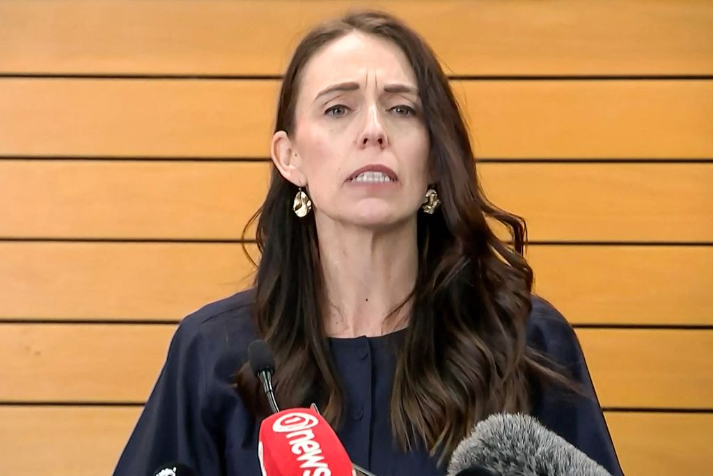 Cuplikan video dari TVNZ pada 19 Januari 2023 memperlihatkan PM Selandia Baru Jacinda Ardern mengumumkan pengunduran diri dari jabatannya di Wellington, Selandia Baru. 