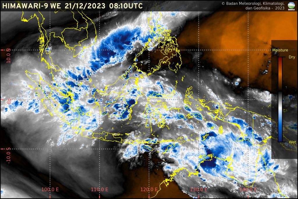 Citra satelit Himawari pada Kamis (21/12/2023) menunjukkan kemunculan pusaran angin yang kuat di sekitar perairan Natuna, Kepulauan Riau, yang menghambat aliran Monsun Asia dari utara ke wilayah Indonesia menjadi pemicu cuaca yang kontras pada musim hujan ini.