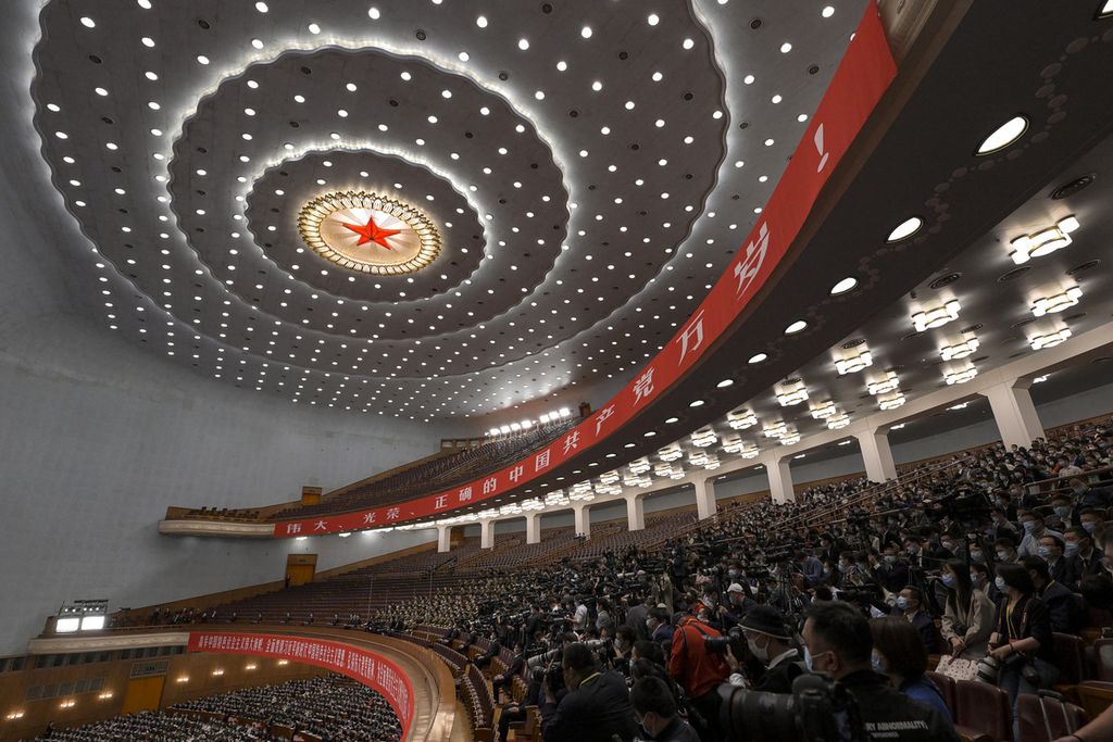 Suasana di dalam ruang pertemuan di Balai Agung Rakyat seusai penutupan Kongres Nasional Ke-20  Partai Komunis China, Sabtu (22/10/2022).